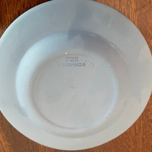 WEDGWOOD Vintage Blue Jasperware Mini Plate City of London Crest 4.5" - Picture 4 of 4